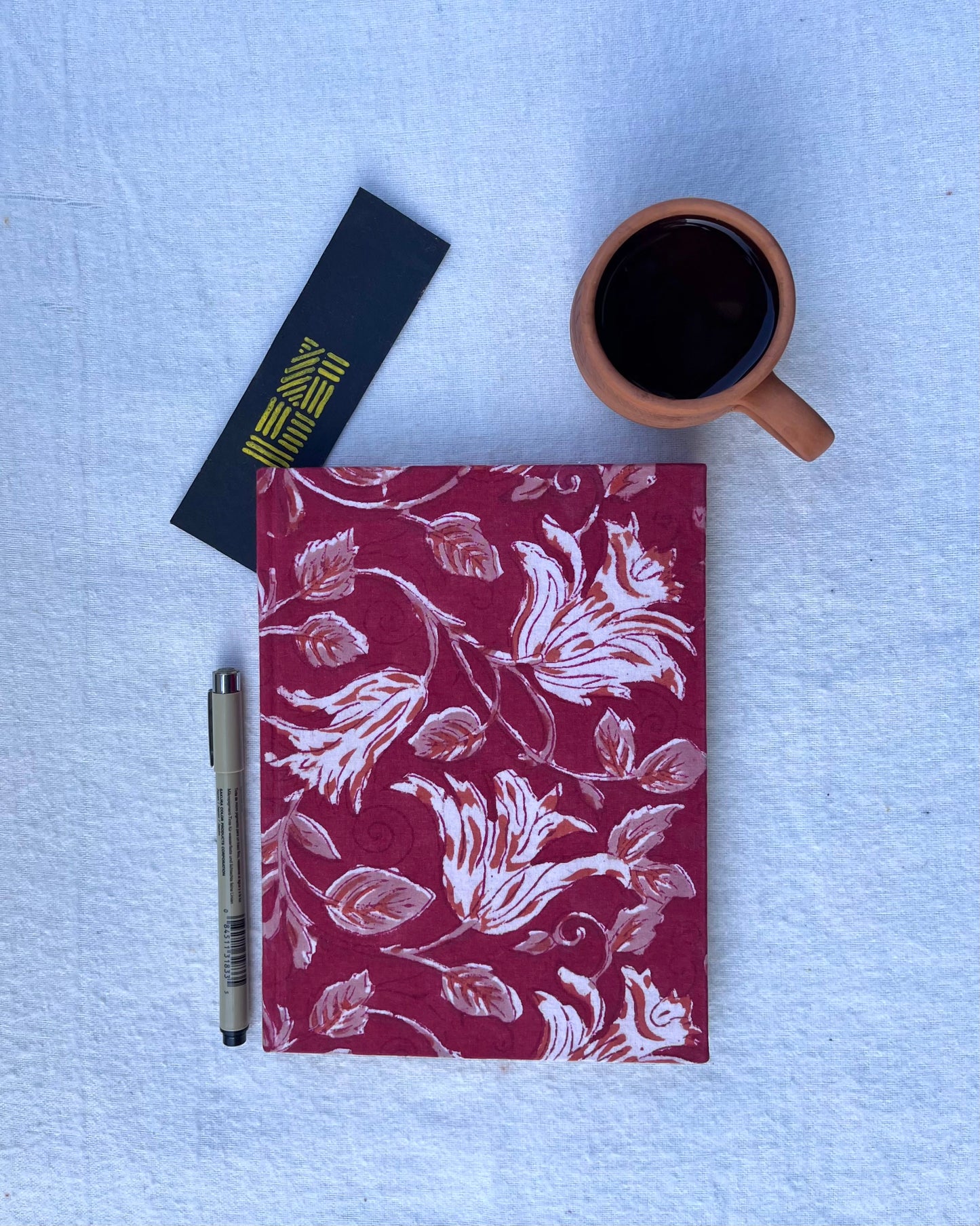 Flora Rouge - Classic Eco-Friendly Floral Diary