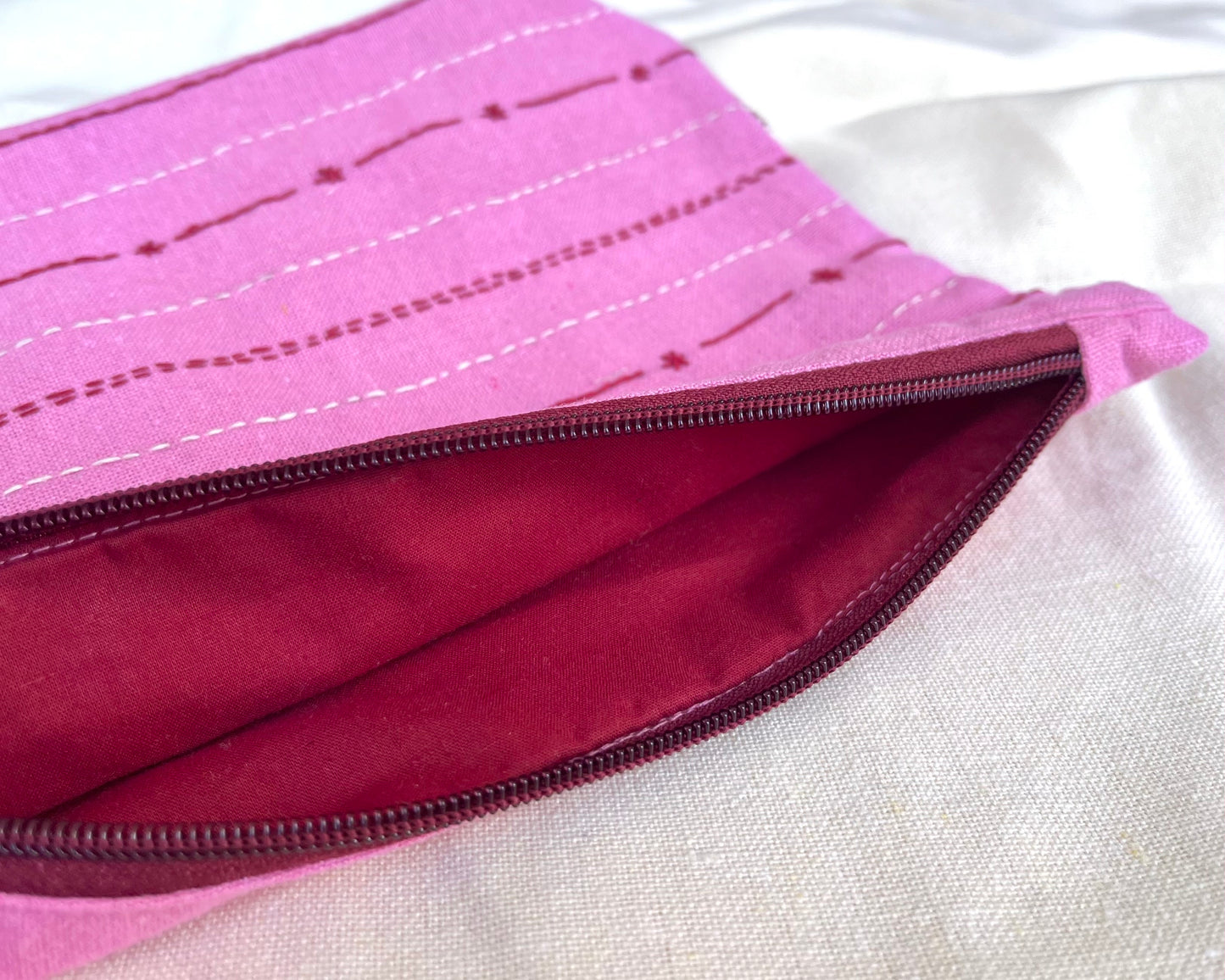 Radiant Orchid Embroidered Pouch: Pink Hand Stitched Travel Accessory